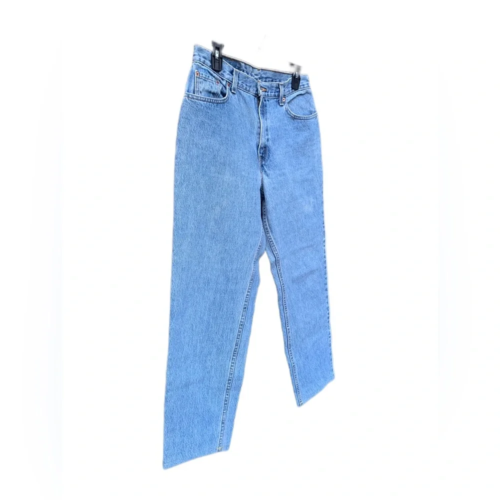 Vintage 2001 Levi’s 550 Relaxed Fit Tapered Leg - Picture 3 of 8
